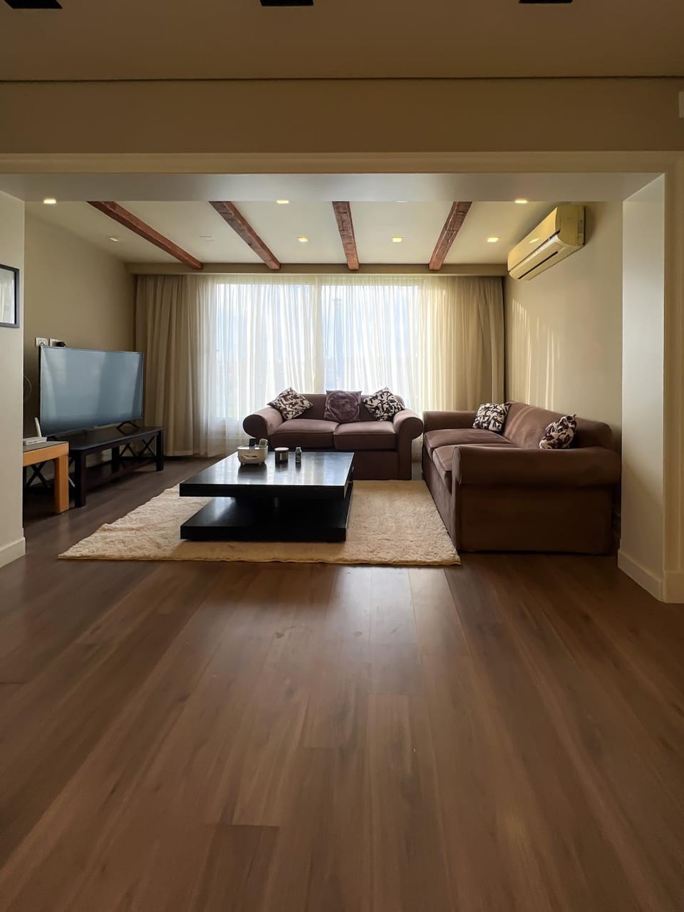 TV and multimedia, Living room, Photo of the whole room, Seating area