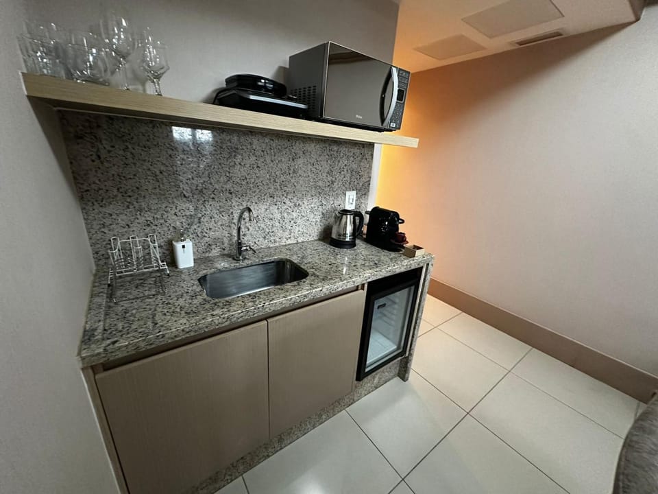 Kitchen or kitchenette, Communal kitchen, oven, kitchen, kitchen