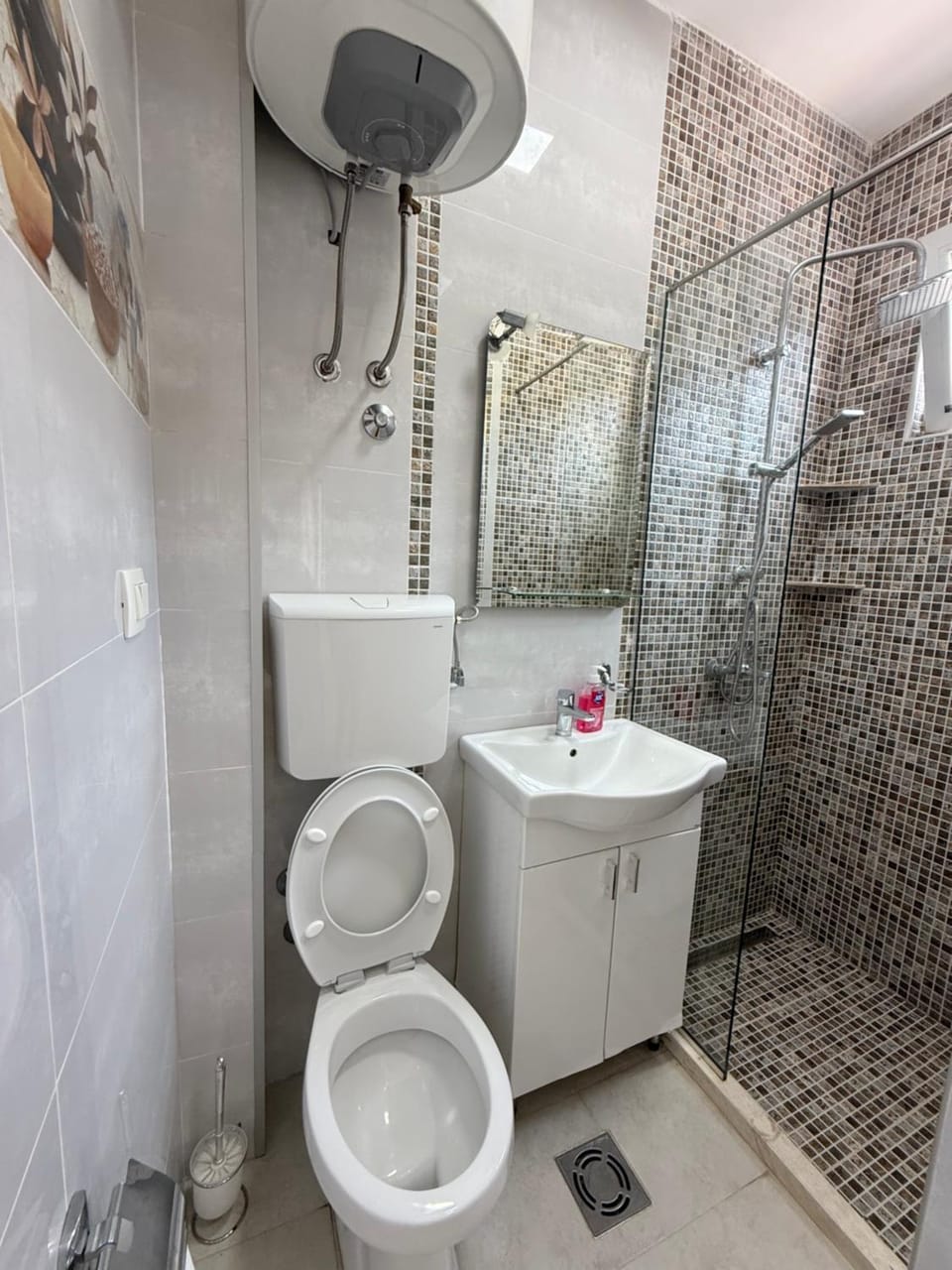 Apartmani PERICIC SUTOMORE NEW HOUSE Apartment in Montenegro