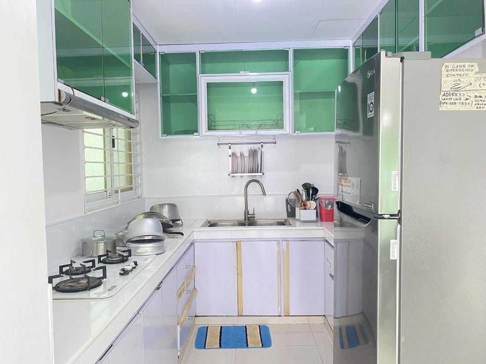 White House near Thunderbird Resort Villa in La Union
