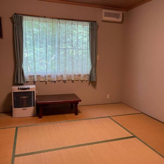 Kitakaruizawa Pickleball Sanso Rally House in Nagano Prefecture