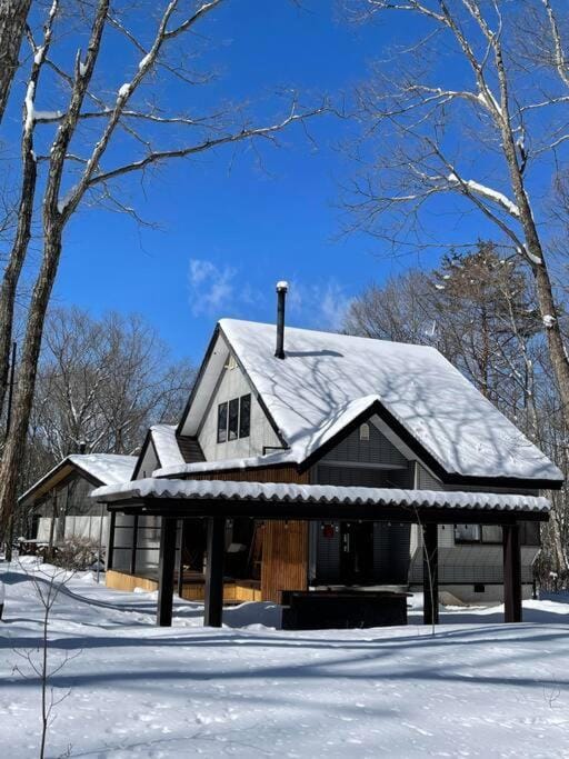 Kitakaruizawa Morino Bessou NO6 House in Nagano Prefecture