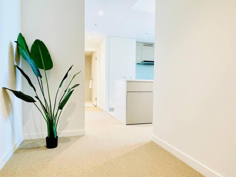 Fascinating waterview 2 bedrooms condo (Parking) Apartment in Sydney