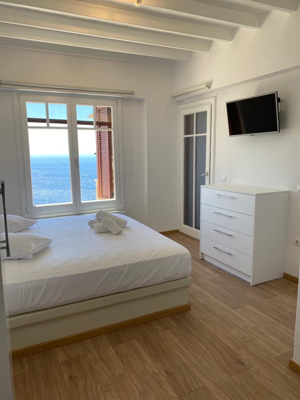 Artemi House in Decentralized Administration of the Aegean