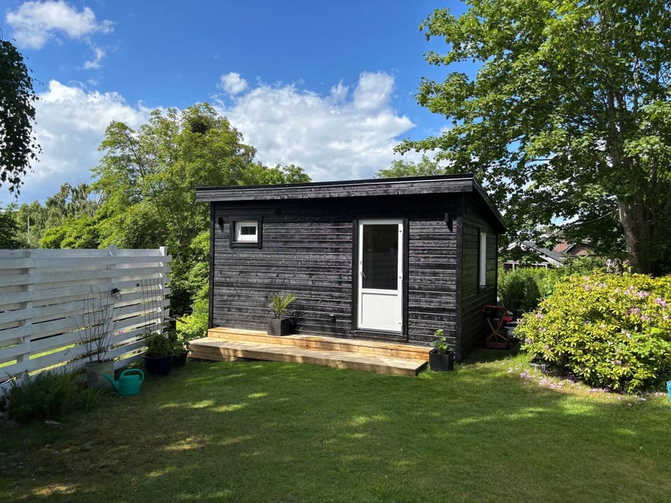 Nice child-friendly house 200m from beautiful beach,near Kullaberg House in Skåne County