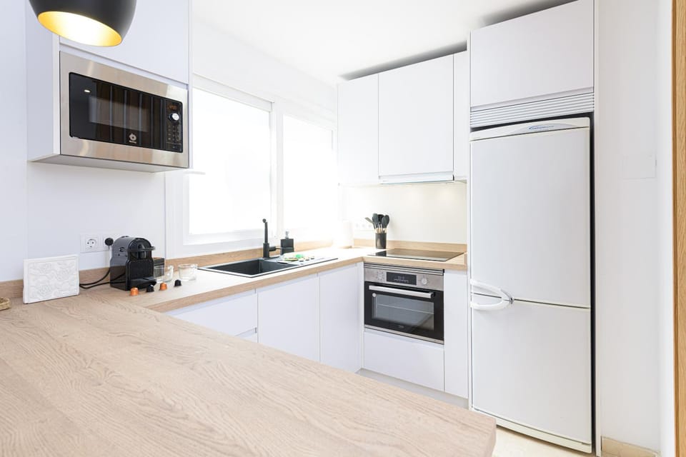 Kitchen or kitchenette, dishwasher, minibar, pet friendly, stove, toaster