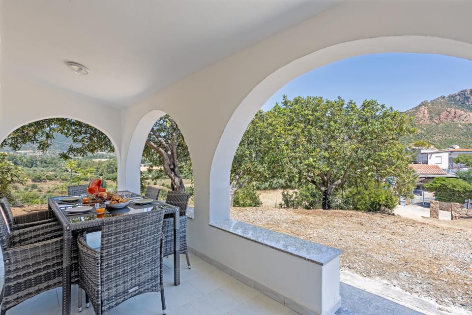 Carrubi Vista Mare- 2 Minuti dalla Spiaggia Apartment in Sardinia
