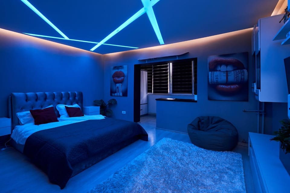 Bed, Living room, Photo of the whole room, Bedroom