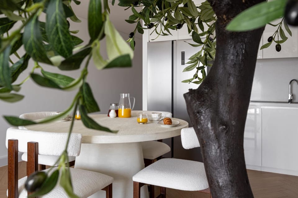 Dining area, Breakfast
