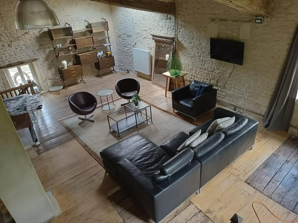 Communal lounge/ TV room, Living room