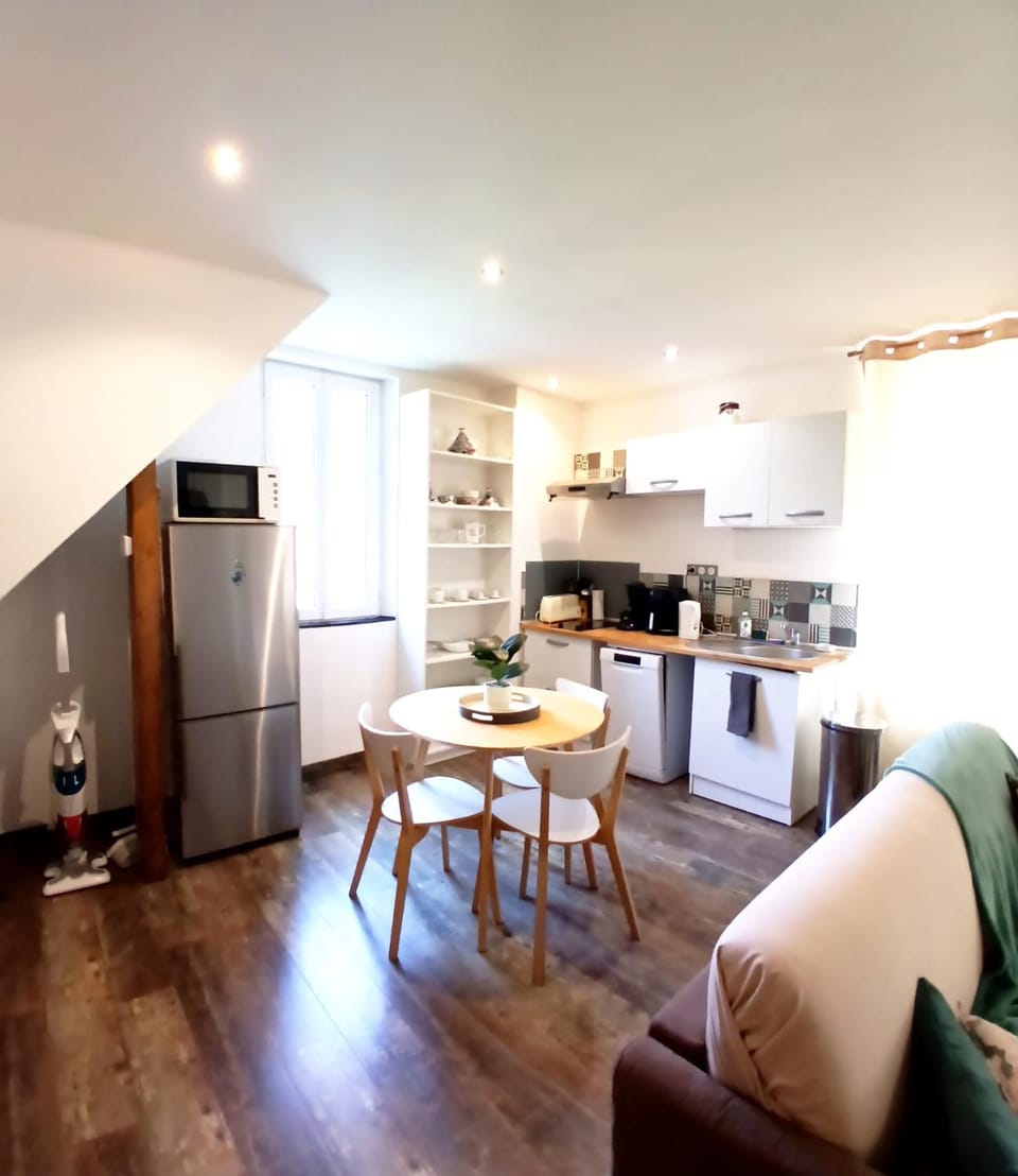 Chez Gauthier - Au Coeur du Panier Apartment in Marseille