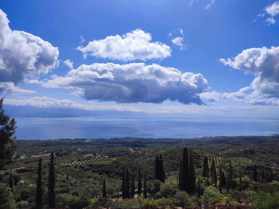 Day, Natural landscape, Mountain view, Sea view