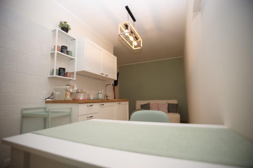 Kitchen or kitchenette, Living room