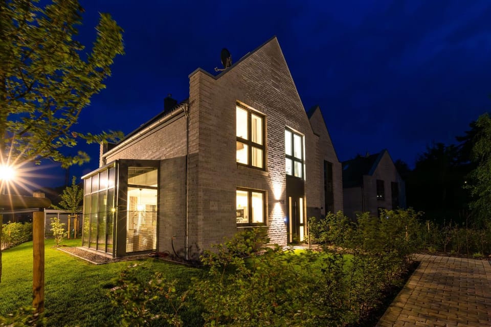 Property building, Night