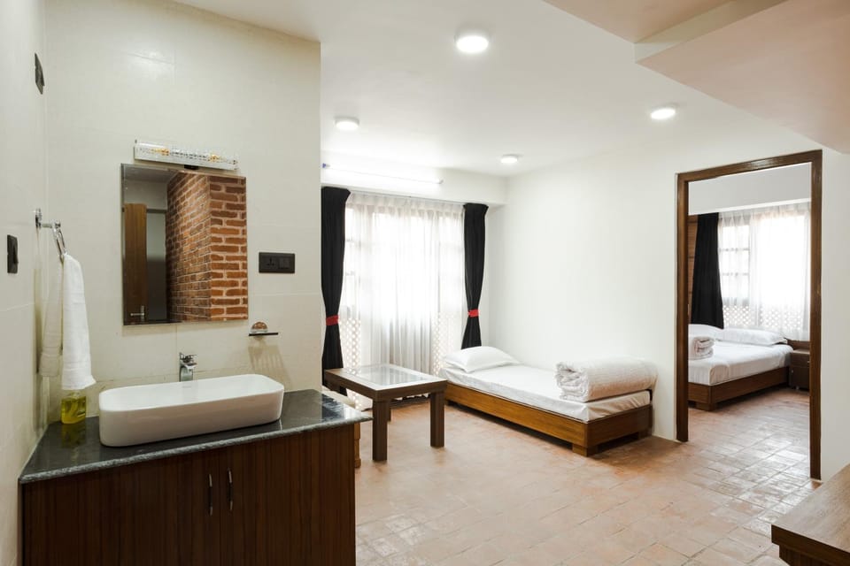 Photo of the whole room, Bedroom, towels
