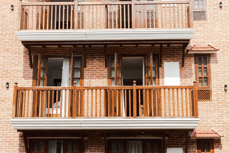 Property building, Balcony/Terrace