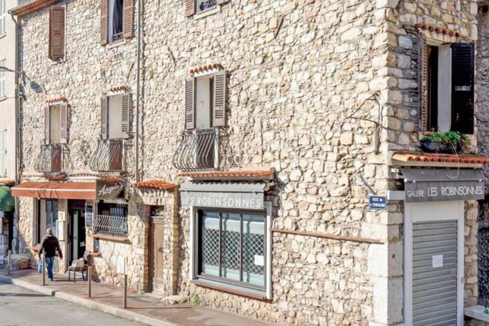 LE PETIT MARCHE - NEW 2021 Fabuleux studio 2Pax Wi-fi A/C Apartment in Antibes