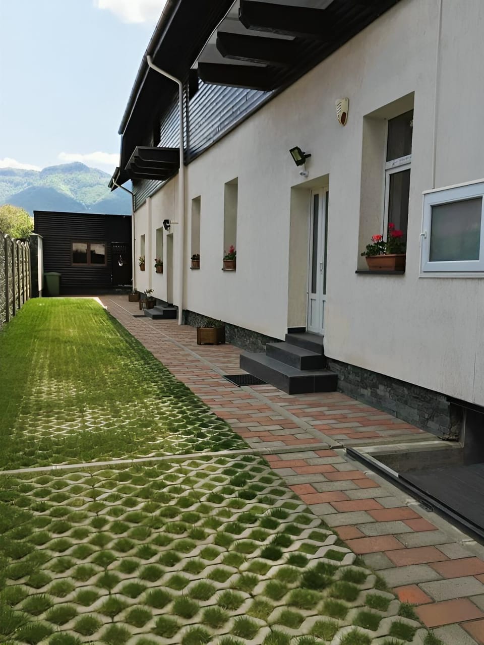 Property building, Garden view