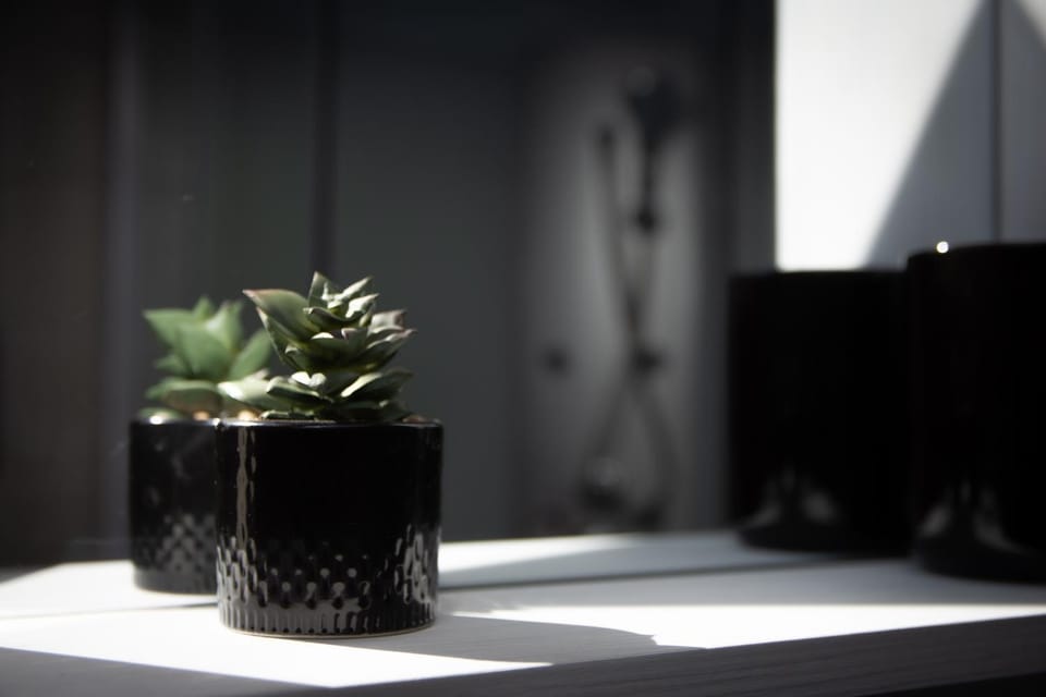 Bathroom, Decorative detail