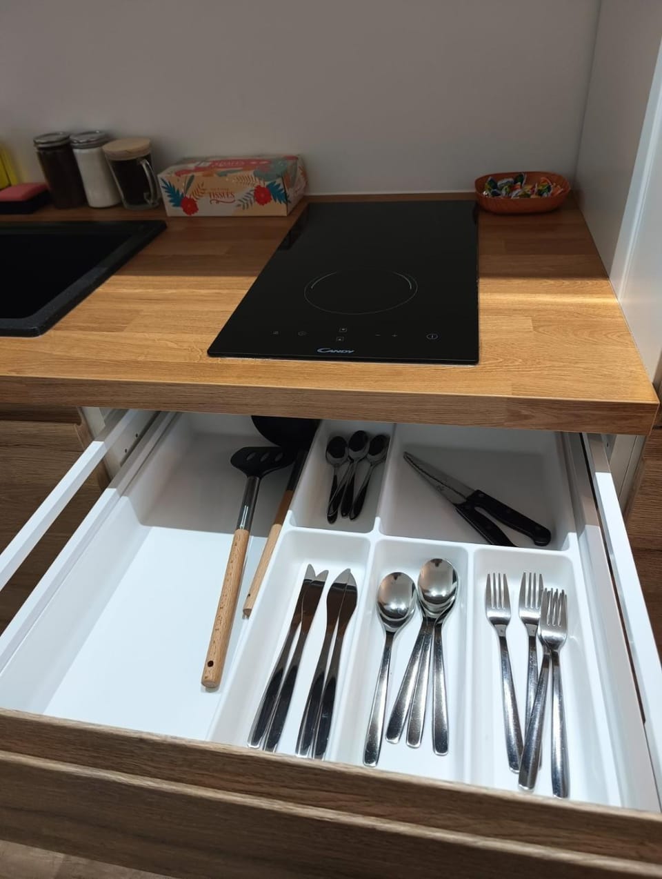 Kitchen or kitchenette