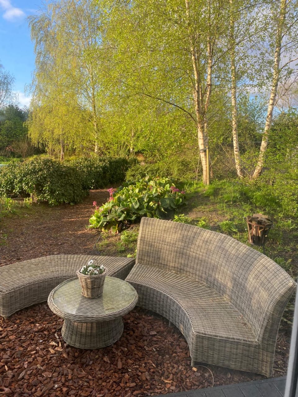 Spring, Day, Garden, Seating area, Garden view