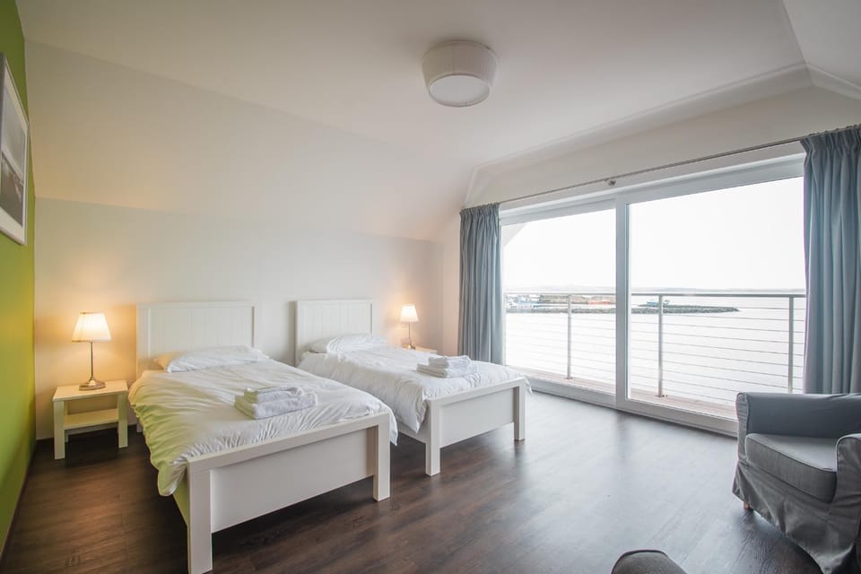 The Saddlers House - best price per bed Apartment in England