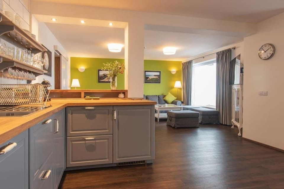 The Saddlers House - best price per bed Apartment in England