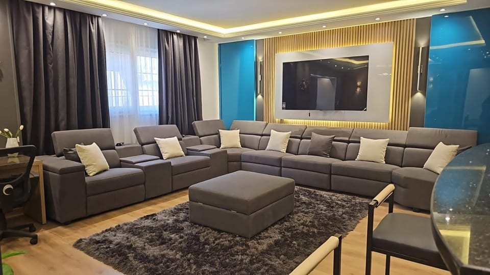 Luxury partial Nile view Maadi Cairo apartment شقة فاخرة إطلالة جزئية على النيل بالمعادي القاهرة Apartment in Cairo Governorate
