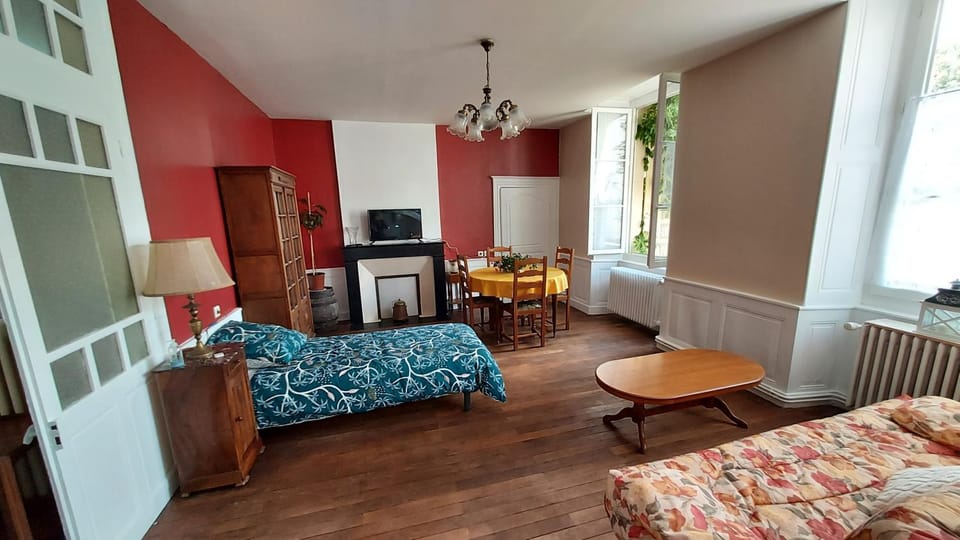 Les Gites du château Apartment in Centre-Val de Loire