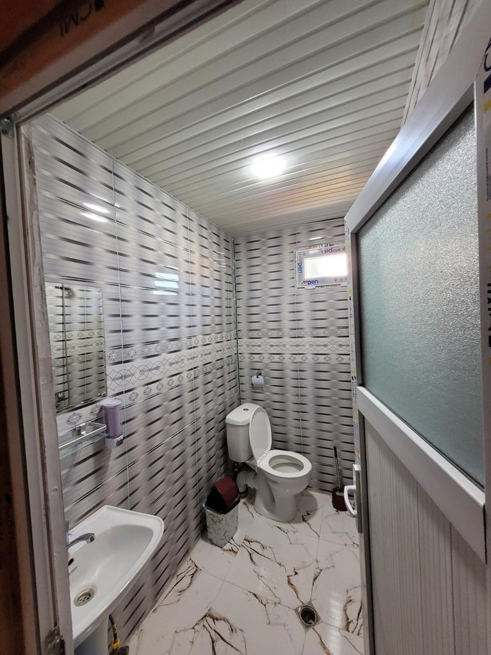 Shower, Toilet, Bathroom