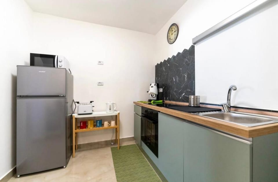 Kitchen or kitchenette, minibar, pet friendly, stove