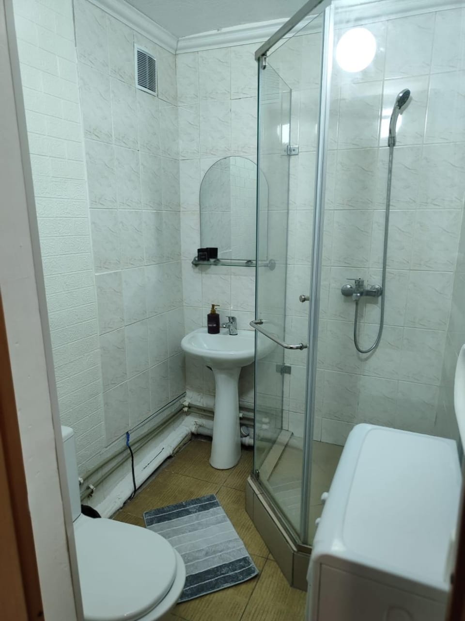 Уютная однокомнатная квартира в старом центре Apartment in Kazakhstan