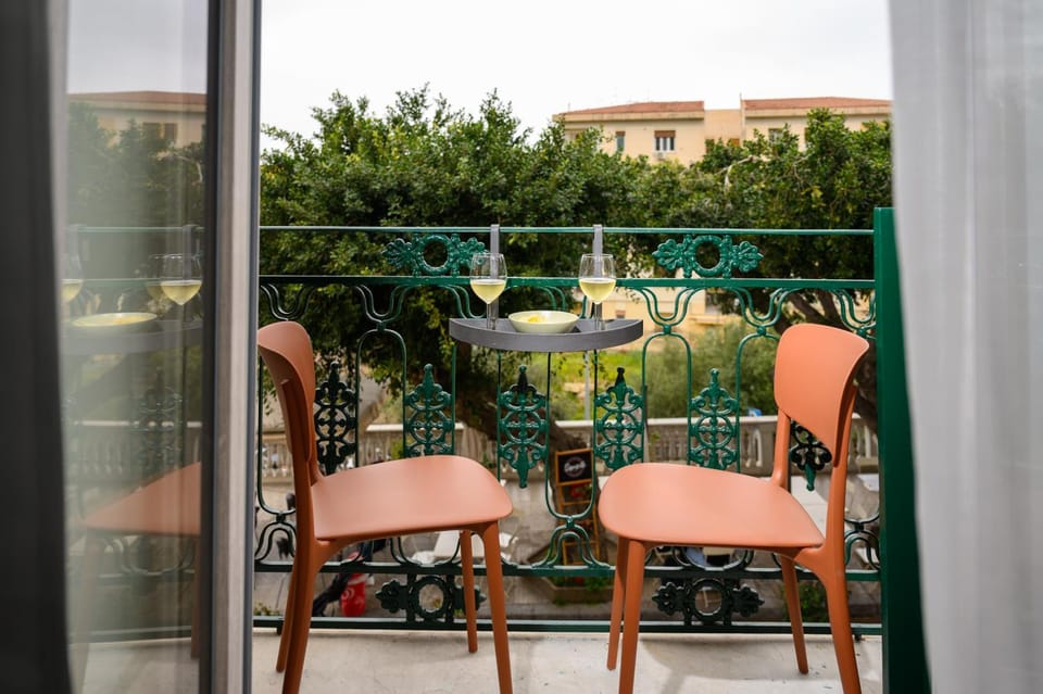 View (from property/room), Balcony/Terrace