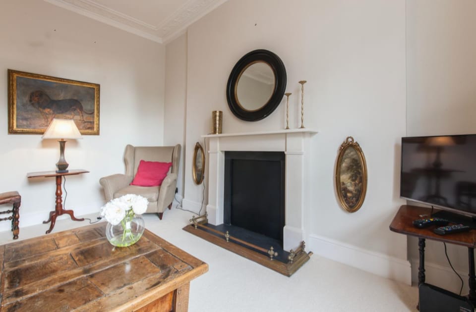 Charming Apartment in Chelsea Apartment in City of Westminster
