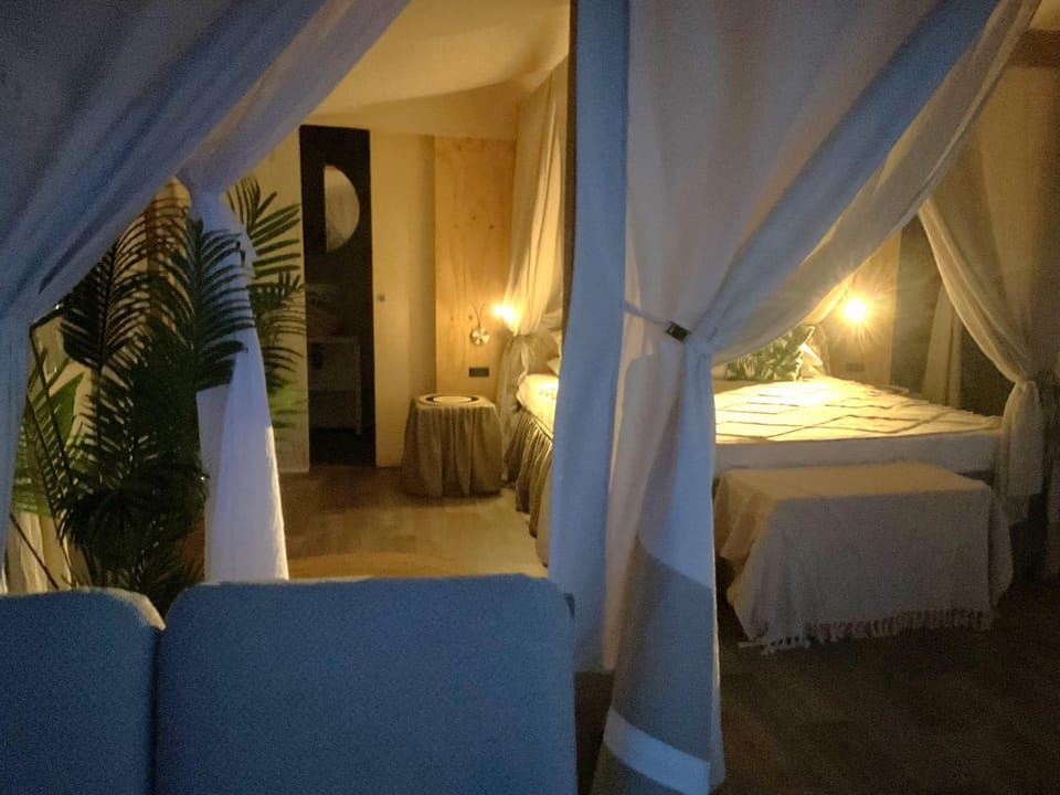Luxury Lodge Luxury tent in Bellagio