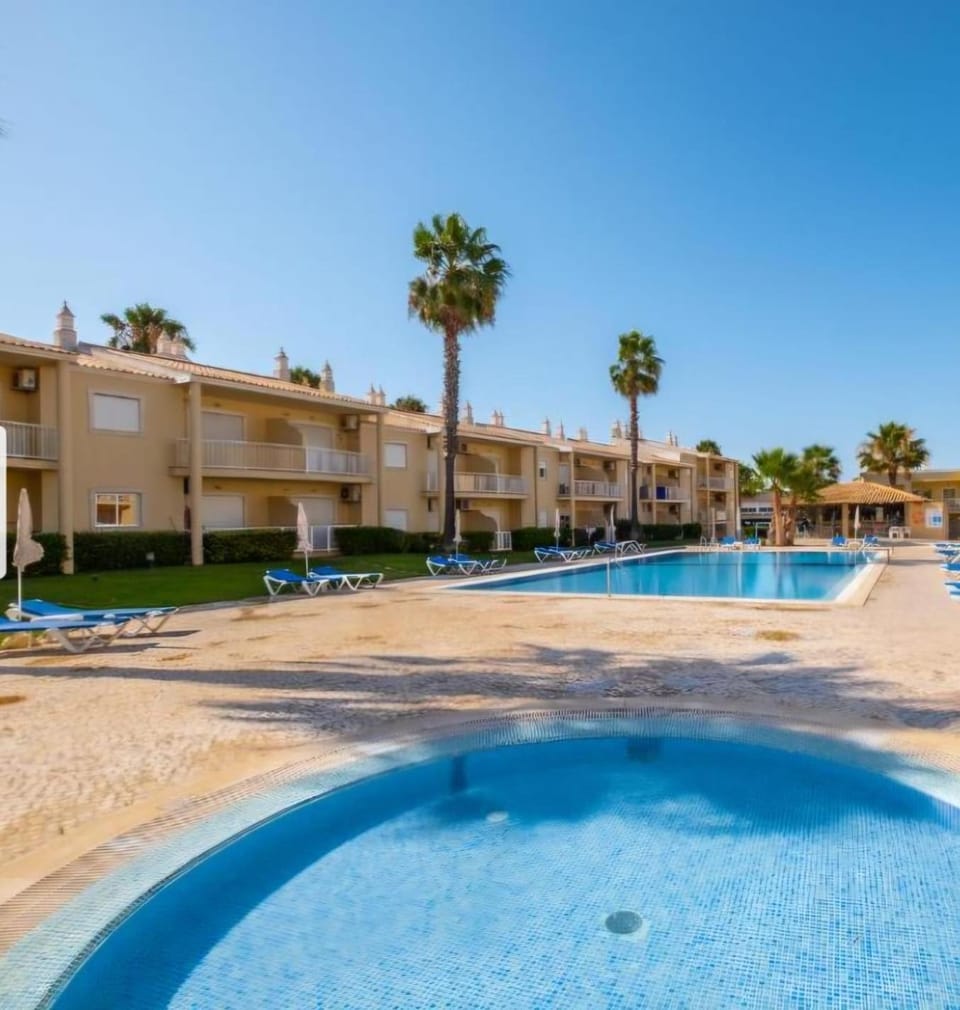 Holidays in Albufeira - Algarve Apartment in Guia