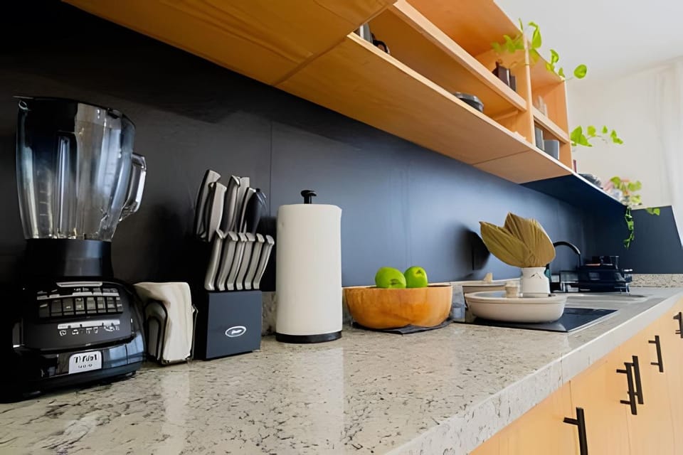Coffee/tea facilities, Kitchen or kitchenette