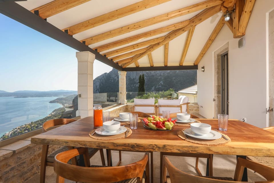 Villa Wood&Stone Villa in Corfu, Greece