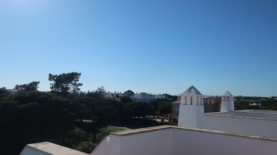 Casa Bambu, Paraiso na Terra House in Faro District