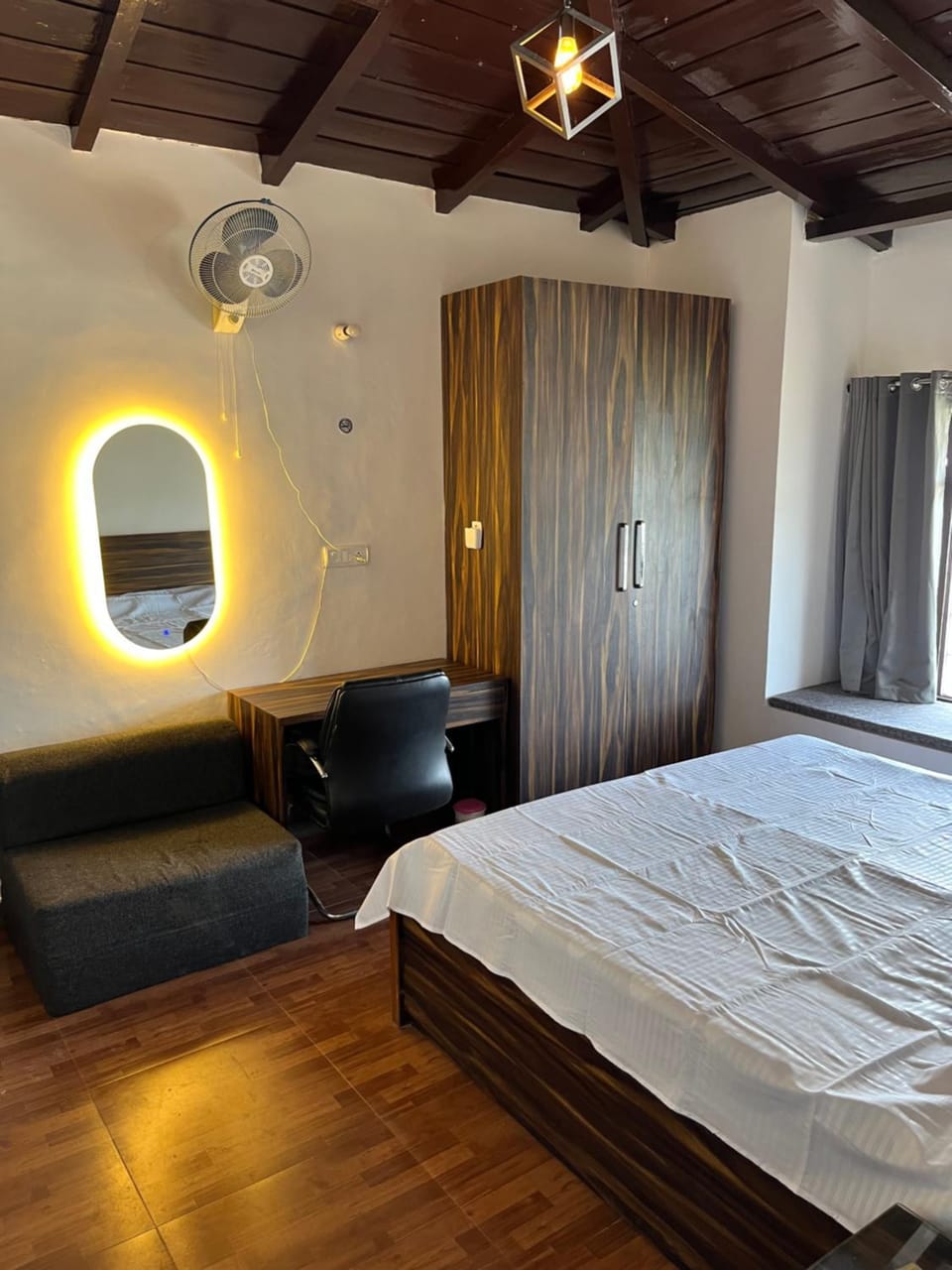 Bed, Photo of the whole room, Bedroom, wardrobe