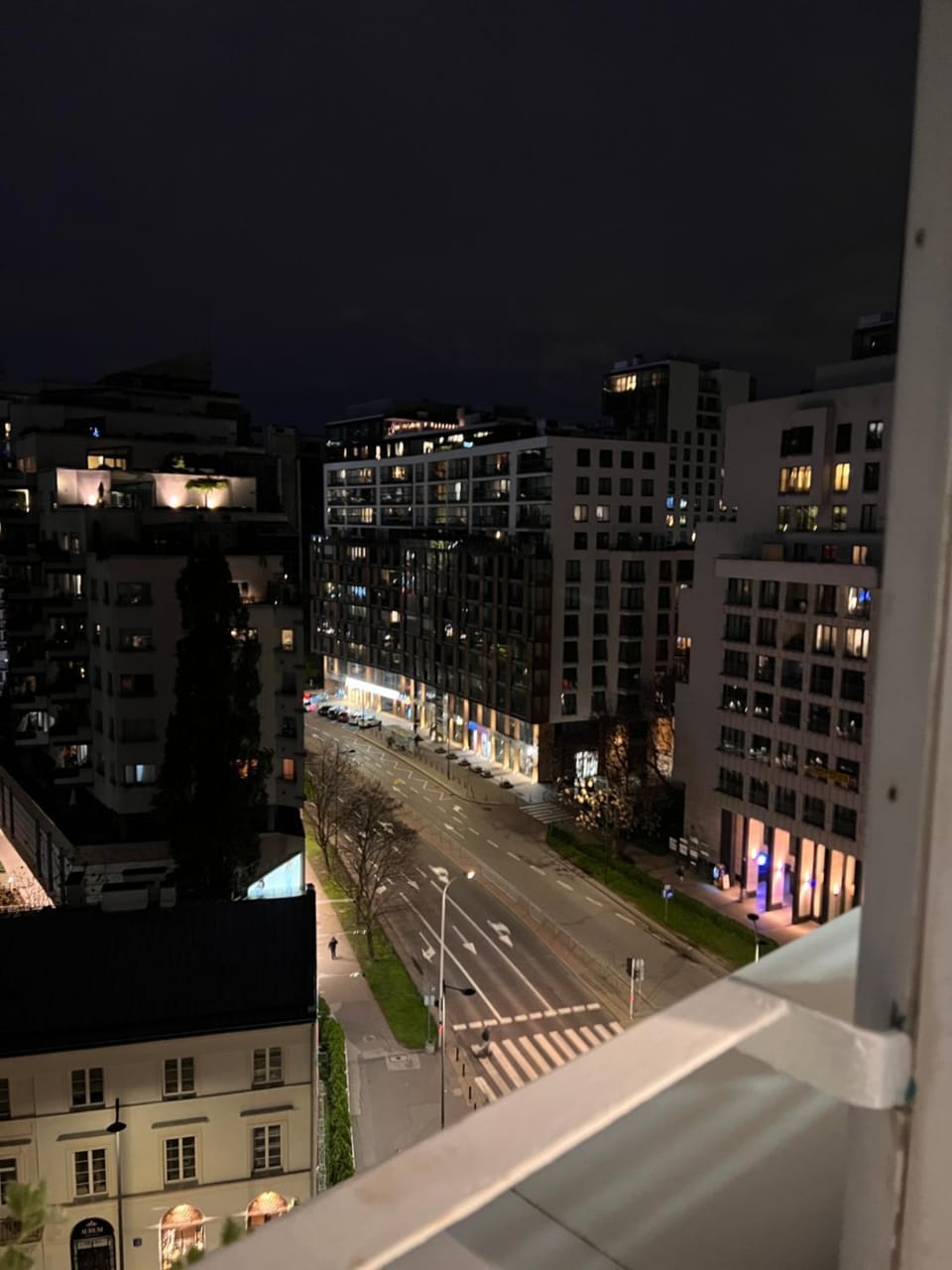 Balcony/Terrace, Street view