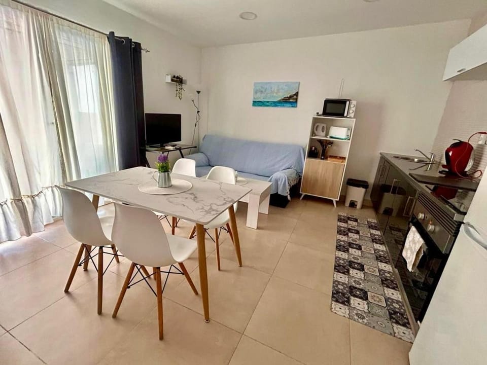 Carpe Diem Alicante apartamento Ático Apartment in Alicante