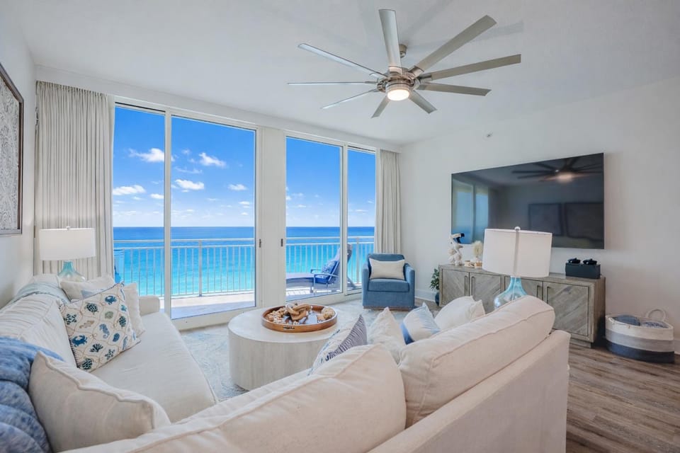 TV and multimedia, Living room, Sea view