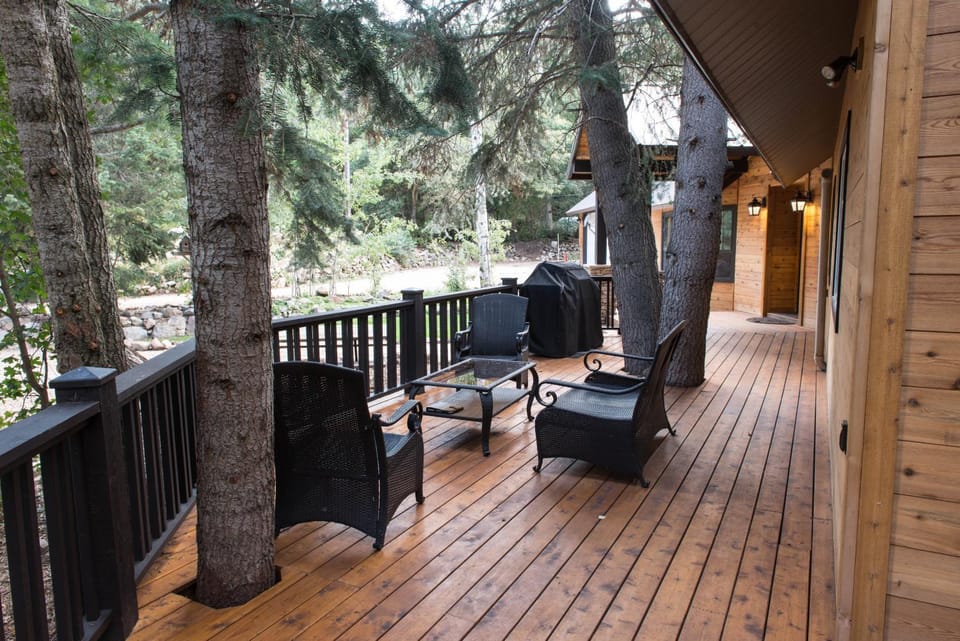 Midway Mountain Cabin Near Park City 7 bdrm 4ba Cabin in Wasatch County