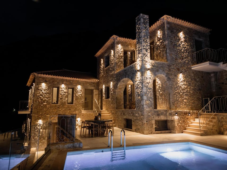 Orithyia prime living Villa in Messenia
