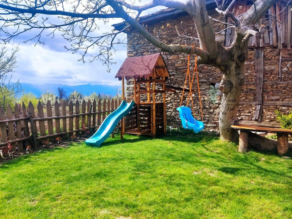 Stone house (Каменната къща) House in Blagoevgrad Province