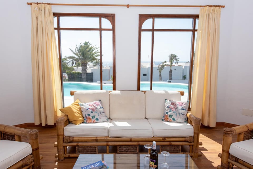 Living room, Pool view