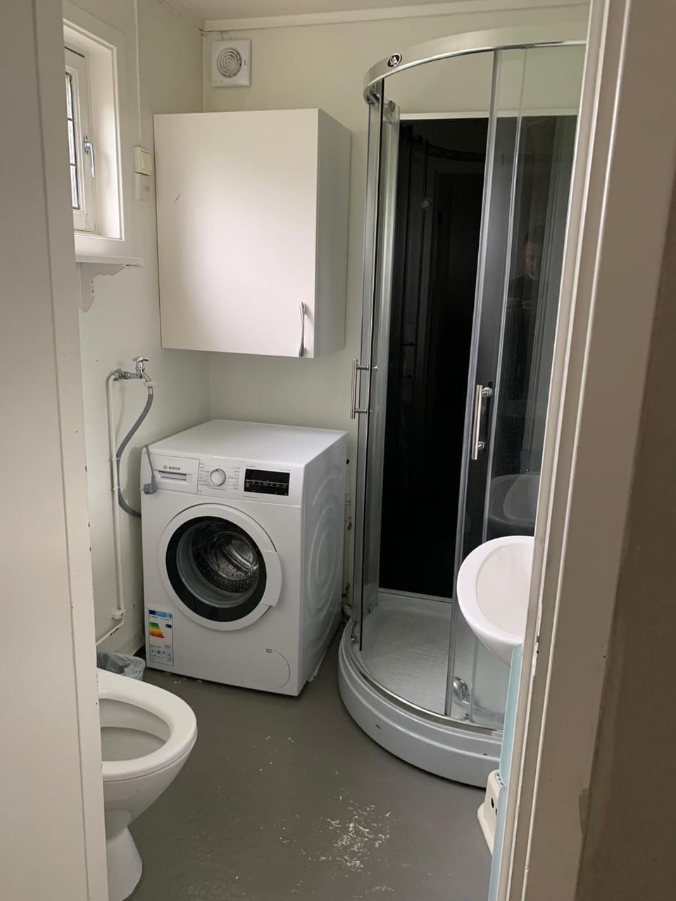 Shower, Toilet, Bathroom, washing machine