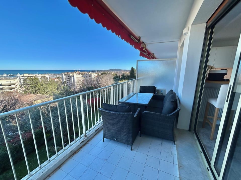 Patio, View (from property/room), Balcony/Terrace