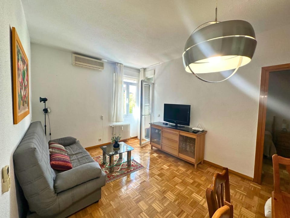 Apartamento Acogedor al lado del Estadio Bernabéu Apartment in Madrid